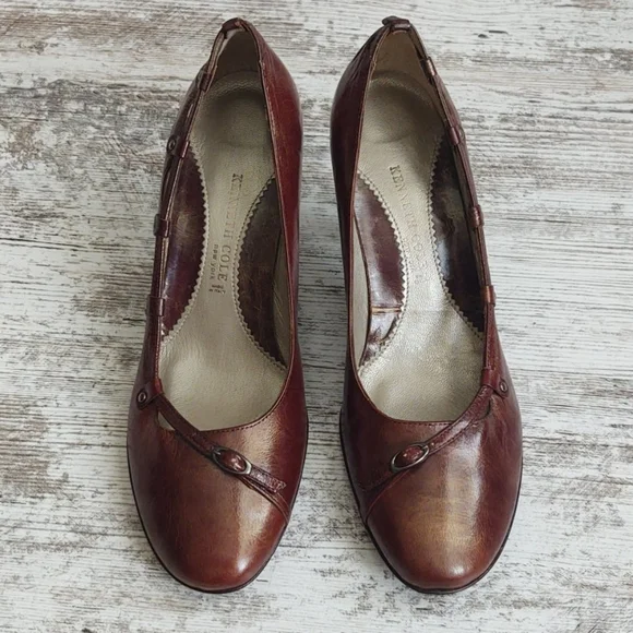🟦NWOT Kenneth Cole NY Italian Leather Heels - Picture 4 of 13